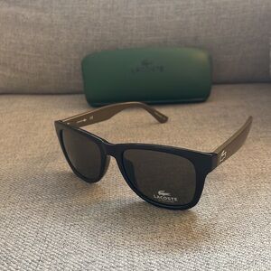 Lacoste soft square unisex sunglasses brand new!
